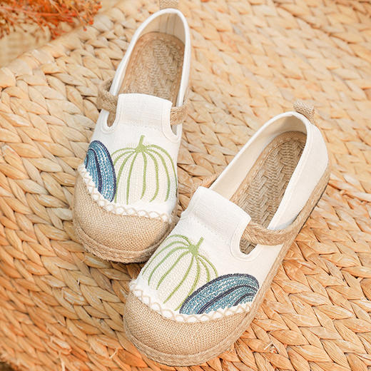 简约配色民族绣花，一脚蹬舒适编织底老北京布鞋TC-8062 商品图1