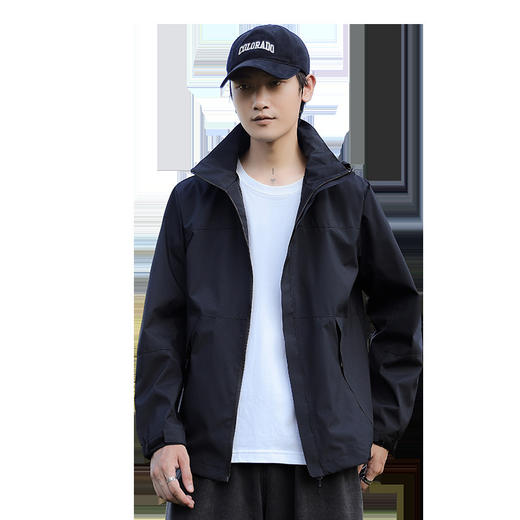 2024秋季新款情侣冲锋衣男 户外登山旅游 防风防水 潮流连帽夹克情侣外套冲锋衣女 商品图4