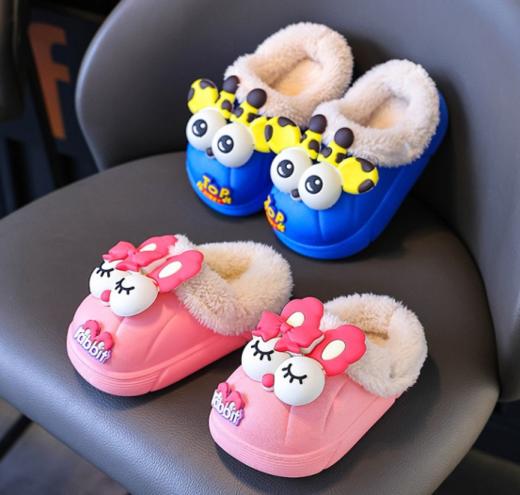 😎去年卖爆的棉拖鞋👋今年新增款式👋📣秋冬上新啦【巴斯小兔卡通儿童棉拖鞋合集】北方的朋友先买起来😂 冬日小脚炉！ 超级无敌宇宙最可爱的棉拖棉鞋来啦 商品图4