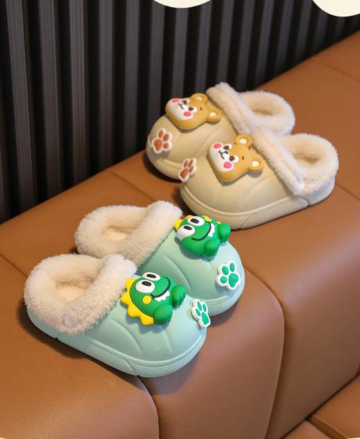 😎去年卖爆的棉拖鞋👋今年新增款式👋📣秋冬上新啦【巴斯小兔卡通儿童棉拖鞋合集】北方的朋友先买起来😂 冬日小脚炉！ 超级无敌宇宙最可爱的棉拖棉鞋来啦 商品图3