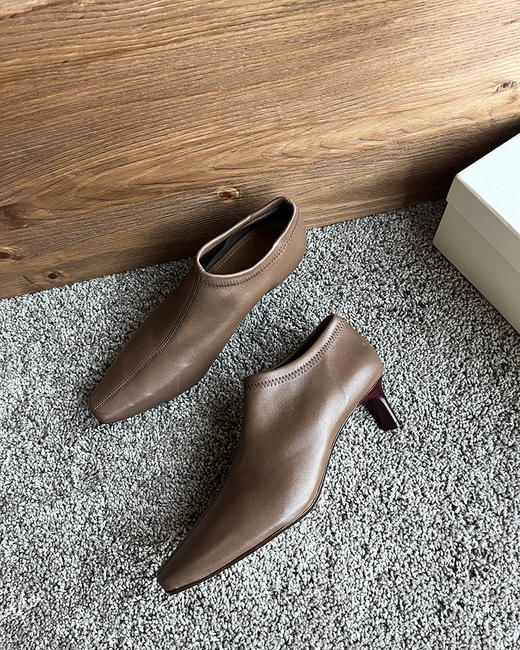 现货 THS 9.23-限时 之家 新款巨舒适弹力羊皮 秀气小方头高跟方跟皮鞋 高跟鞋 3色 BZ1209 商品图12