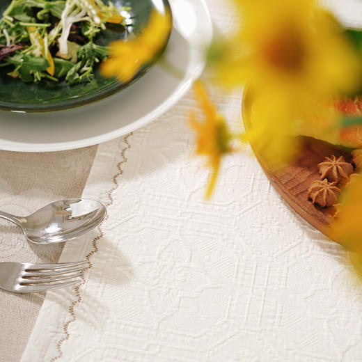 窗花系列桌旗餐垫轻奢高端田园复古茶几高级感 商品图1