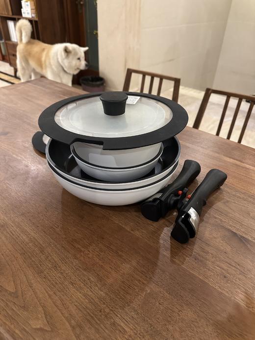 家用必备高性价比实用收纳锅具、不占空间，出口日本高品质好物、不粘锅涂层耐磨耐高温，2万多次刮伤测试超耐用，实用多种锅灶！一次带走12件 商品图2