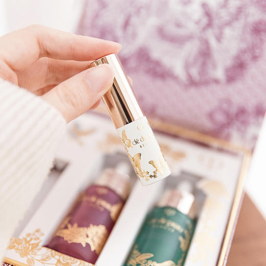 【9.22王炸割肉价】CPB肌肤之钥幸运绮愿限定套装礼盒 （玫瑰油20ml+铃兰油20ml+盈润唇膏4g）/盈润唇膏4g/铃兰油20ml/玫瑰油20ml（套盒限2025年2月/单品限25年7月） 商品图6