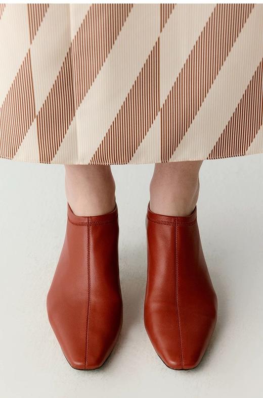 现货 THS 9.23-限时 之家 新款巨舒适弹力羊皮 秀气小方头高跟方跟皮鞋 高跟鞋 3色 BZ1209 商品图3