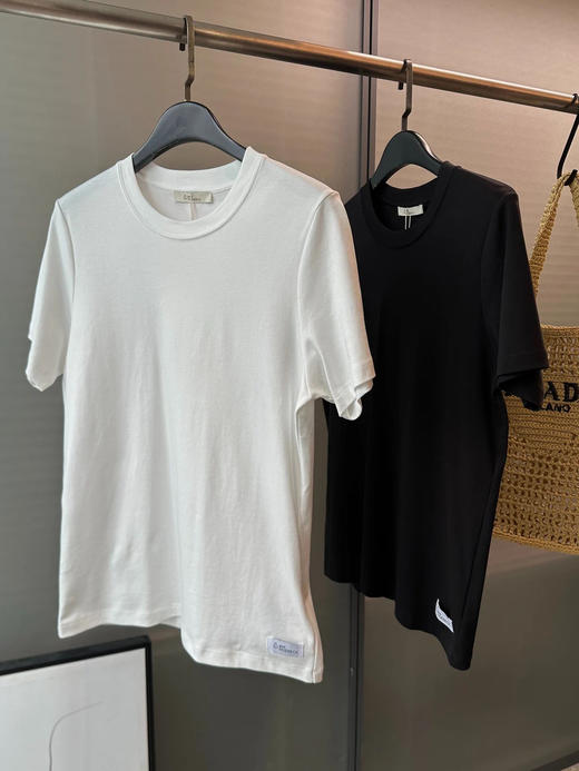 周末福利🧧【顺丰包邮】80649高货丝柔棉 (蚕丝跟棉的结合)基础款百搭宽松短袖T恤 100%棉112 商品图5