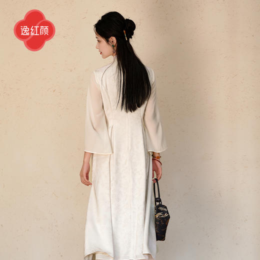 上海逸红颜岚音2025年秋季新款高级感新中式轻国风长袖旗袍连衣裙 商品图4