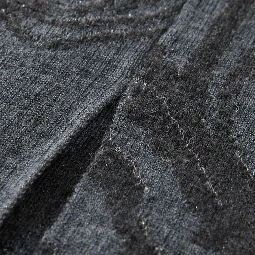 谜底针织半身裙2024冬新品复古风提花修身直筒半裙长裙244MZ1898 商品图3