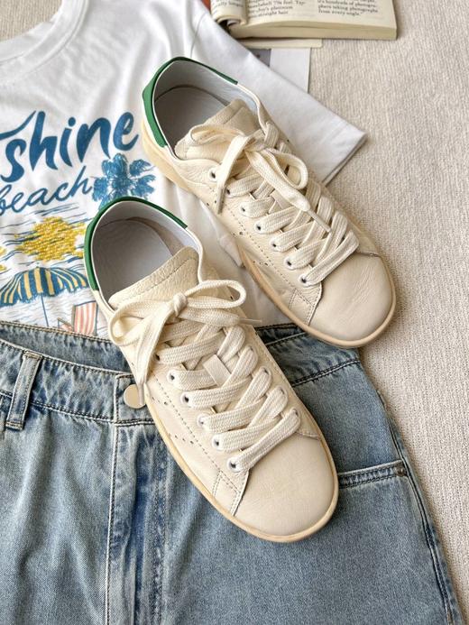 周末福利🧧【顺丰包邮】81029 何穗同款做旧风牦牛皮小白鞋轻薄百搭低帮鞋0086 商品图1