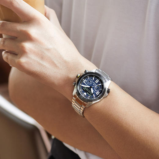 西铁城/CITIZEN运动光动能钢带男表JV1006-51L 商品图8