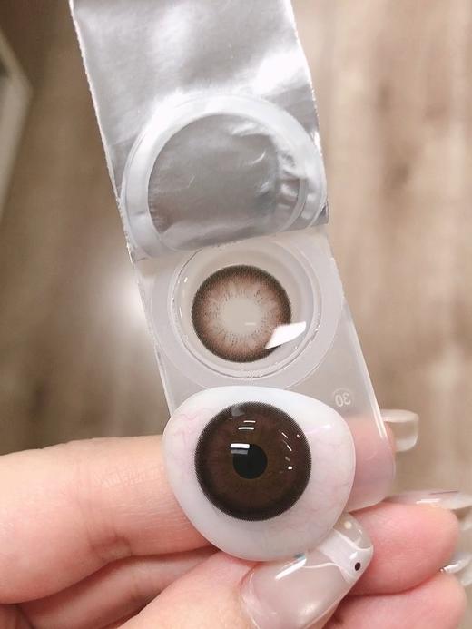 con4u日抛 元气芙芙 巧克力色 14.5mm 着色14.2 超大巧片！日抛无售后！ 商品图5