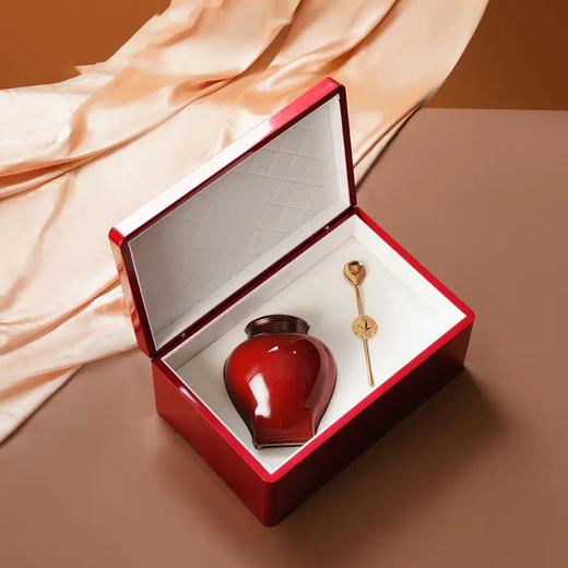 见喜【红.实木烤漆 .螺丝口小单瓷+1茶勺】135元1套.整箱12套 商品图4