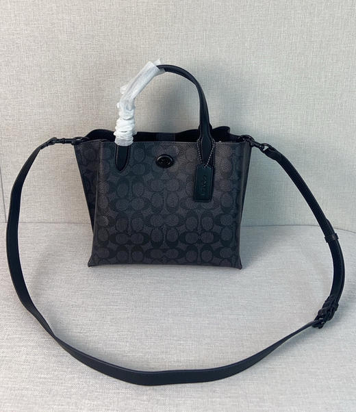 秋冬特惠💰450 coach/蔻驰新款 willow tote24新色到货 手提斜挎包，C8562老花棕色，C8561拼色，8869全黑 ，mini，尺寸：24×20×10cm 商品图1