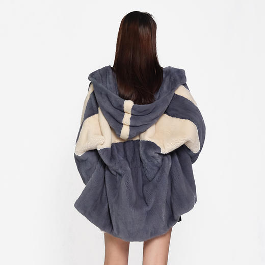 SIM GRAACE 优雅夫人 女士进口天鹅绒拼色水貂连帽休闲中长外套 商品图2