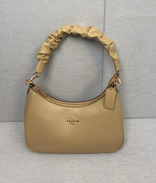 秋冬特惠💰480 蔻驰COACH新品CU126  Teri shoulder bag新设计噢，手提柄是云朵花样的 商品图1