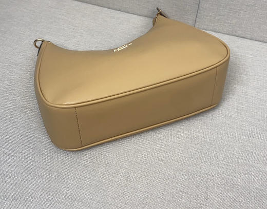 秋冬特惠💰480 蔻驰COACH新品CU126  Teri shoulder bag新设计噢，手提柄是云朵花样的 商品图6