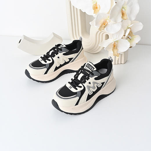 经典鲨2024年秋季新款韩版时尚拼色系带平底休闲鞋跑步鞋女KW336-D37031 商品图2