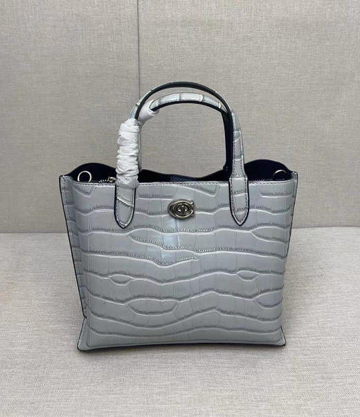 秋冬特惠💰450 coach/蔻驰新款8632 willow tote24手提斜挎包 鳄鱼纹皮mini，尺寸：24×20×10cm 商品图2