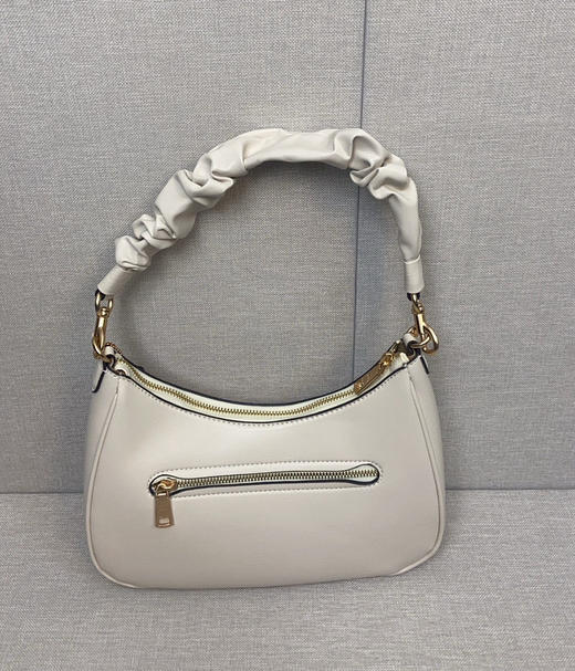 秋冬特惠💰480 蔻驰COACH新品CU126  Teri shoulder bag新设计噢，手提柄是云朵花样的 商品图1