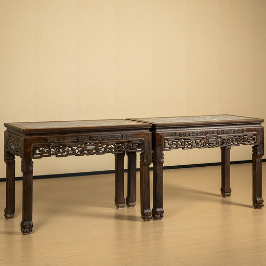 清中期 红木镶云石透雕拐子纹供桌（一对） 商品图0