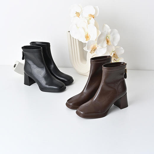 经典鲨2024年冬季新品时尚方头后拉链高粗跟气质时装短靴女KW89-D58171 商品图1