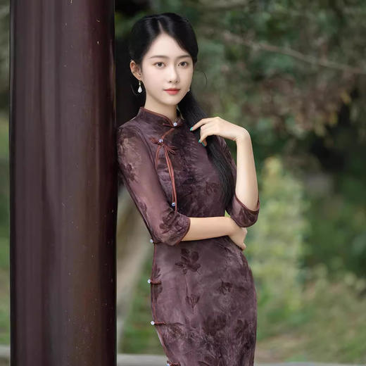 ZAYS2024秋新款改良少女时尚植绒扎染旗袍日常修身高级感旗袍 商品图2