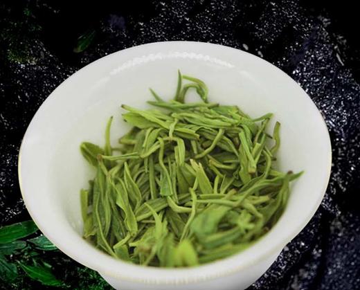 湖南湘西 保靖黄金茶 明前浓香 春茶 散装 绿茶 250g 袋装 商品图3