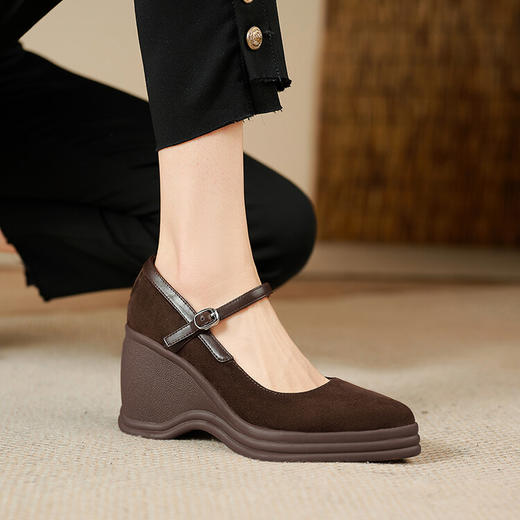 【预售5天】羊反皮尖头坡跟单鞋，厚底高跟鞋玛丽珍鞋NWS1&N9467 商品图0