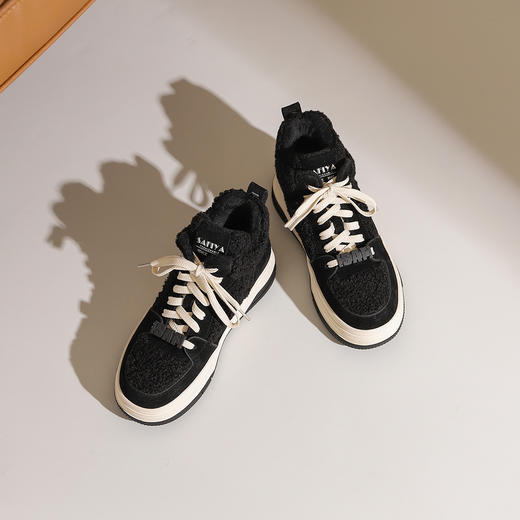 Safiya/索菲娅2024冬季厚底增高加绒保暖百搭休闲羊羔毛板鞋 SF44112406 商品图5