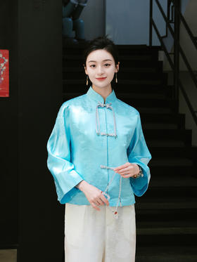 盛唐牡丹|睛蓝色花蕾缎双龙团纹外套