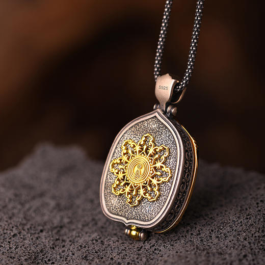 【宏艺珠宝】荷花叶噶乌盒白钻款·生肖·银s925挂坠（默认配手工编织绳） 商品图9