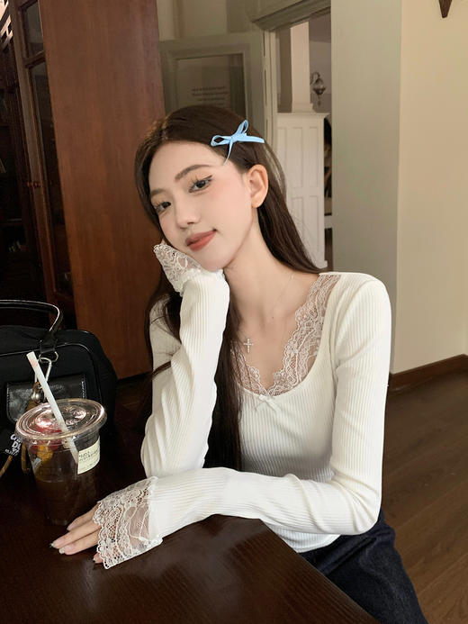 <曾小咸推荐>蝴蝶结蕾丝拼接针织长袖 日常99/件 活动价69.99！【预售款，预计3-15天发货】 商品图2