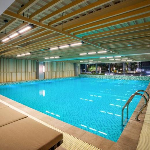 昆明滇池海埂公园海伟国际度假酒店￥1499元起/单人6晚，2人起订，可拆分双人3晚，旅居滇池海埂边的五钻酒店！近地铁站交通方便！ 商品图11