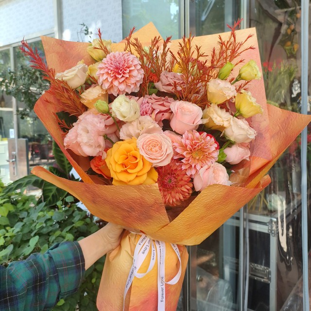 橘色系混搭花束