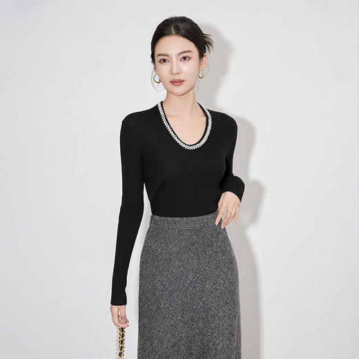 【高货】全新升级【铂金会员220/天猫289/差价69】(34732) 洛诗琳法式重工优雅气质重工U领珍珠绵羊毛针织打底上衣女 商品图2