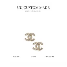 香奈儿-浅金色/银mini经典双C耳钉  （XTY）