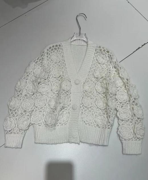 【门店同款】ENJOY秋季白玫瑰手工钩花外套 159544827 商品图0