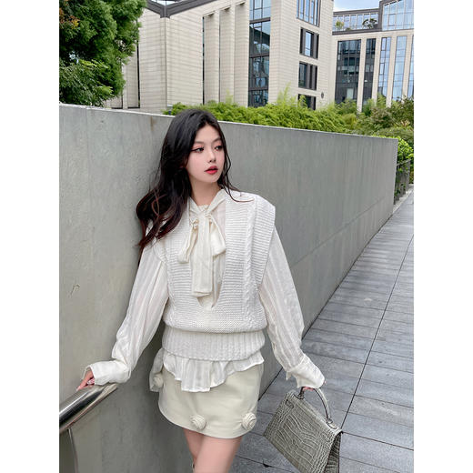 清仓捡漏 LINCHAOZHANG LQ240382  体花朵半裙 商品图0