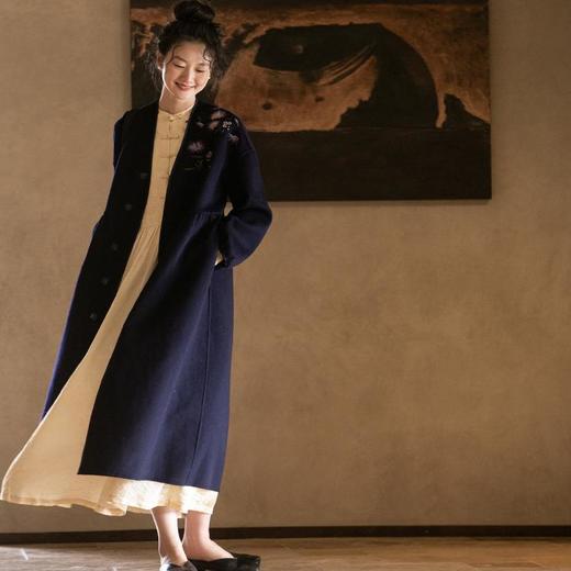 牧衣游原创手工刺绣双面呢进口长毛呢外套软糯轻盈毛呢大衣 春望 商品图3