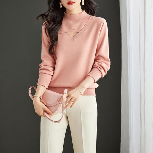 CC-16-9155秋冬季新款半高领毛衣女设计感露洞小心机法式针织内搭打底衫 商品图2