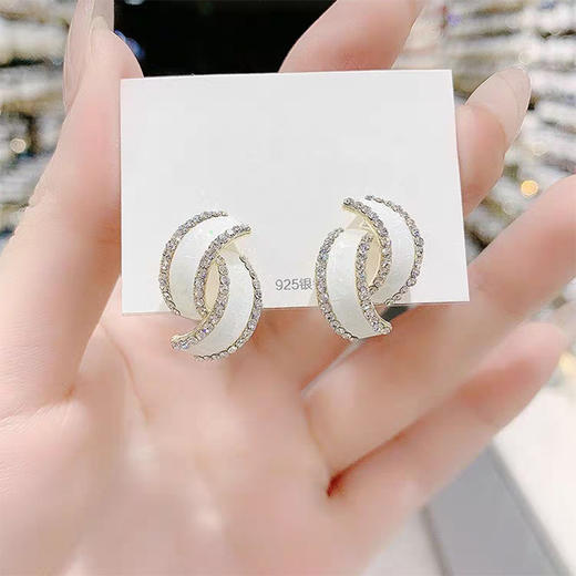 JU-DC0021时尚个性几何气质百搭耳环女2024新款小众设计感优雅耳扣耳钉耳饰 商品图2