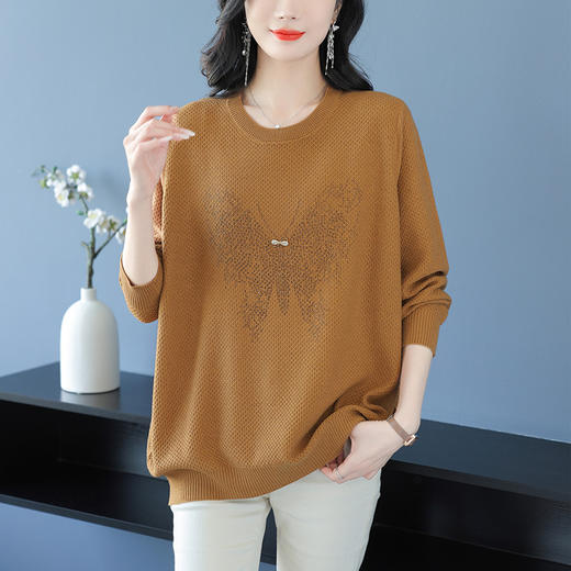 CC-53-5968烫钻上衣女秋冬200斤大码打底衫2024年新款冬装洋气时尚毛衣 商品图0