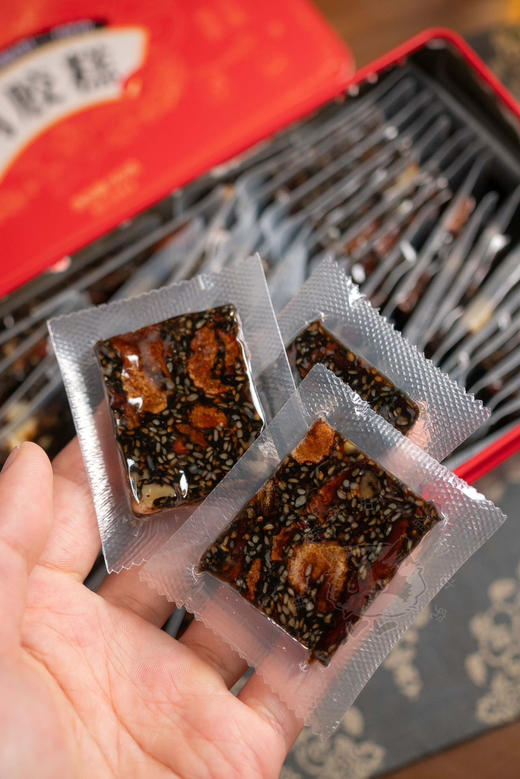 【比之前更高含胶量 两盒送一个礼袋 】真阿胶‼️  28.9秒杀【端得胜·古方阿胶糕】🏆源自百年传承，非物质文化遗产老字号！  ✅只用真驴皮，0添加黄明胶，越嚼越香  ✅道地源产地 商品图9