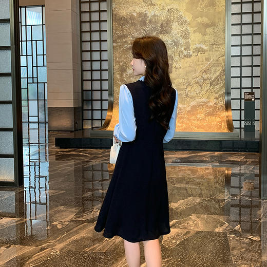 奢姿大码女装2024秋季假两件时尚学院风裙子胖妹妹气质翻领连衣裙9943890198 商品图3
