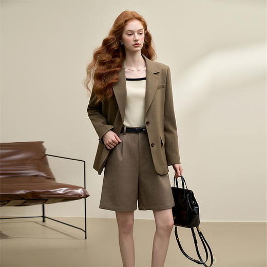 复古英伦风西装裤女早春双压褶遮肚显瘦高腰直筒短裤V3642523 商品图3