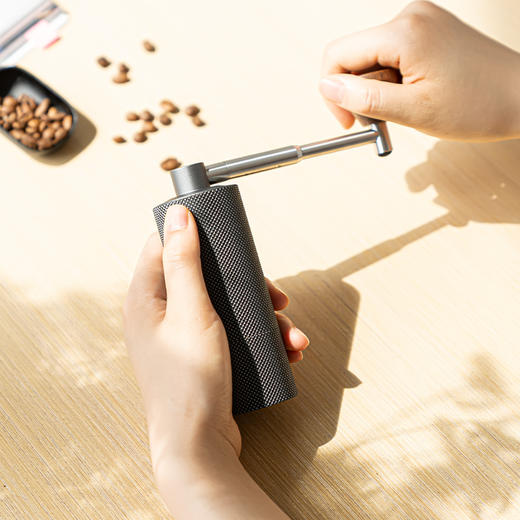 泰摩 栗子Nano便携式折叠手摇磨豆机 家用咖啡豆研磨器 中轴定位 商品图5