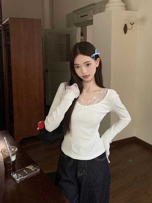 <曾小咸推荐>蝴蝶结蕾丝拼接针织长袖 日常99/件 活动价69.99！【预售款，预计3-15天发货】 商品图1