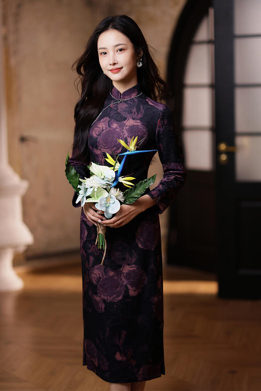 逸红颜明月优选 #双色油画玫瑰旗袍「玫瑰雨」90年代复古摩登感，闪钻织带纸醉金迷风 商品图12