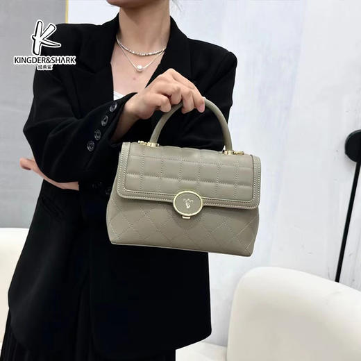经典鲨2024年秋季新款百搭简约时尚单肩斜挎手提包 KGB31-D386931 商品图6