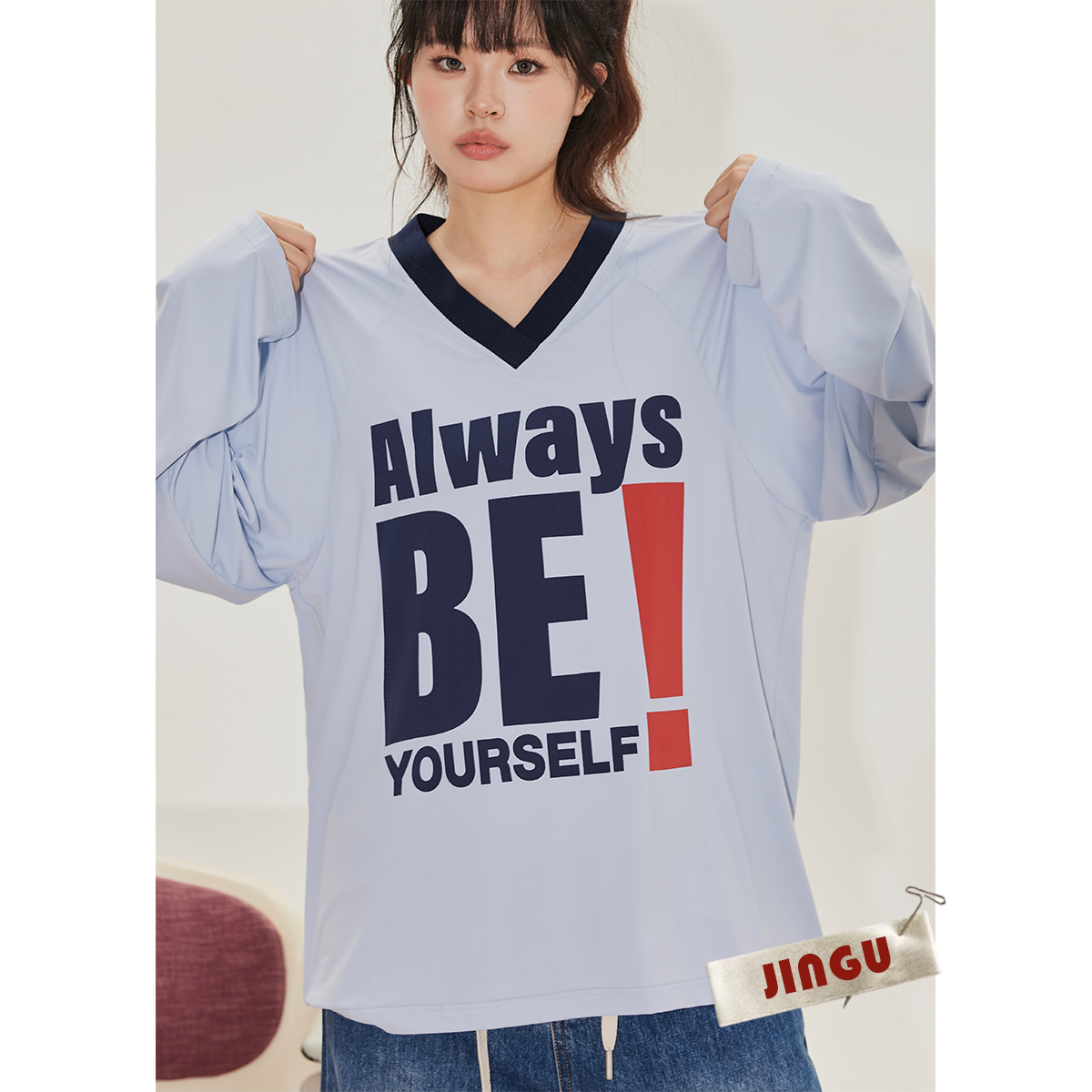 2024年新款白标~留在舒适区~球衣风撞色V领长袖T恤